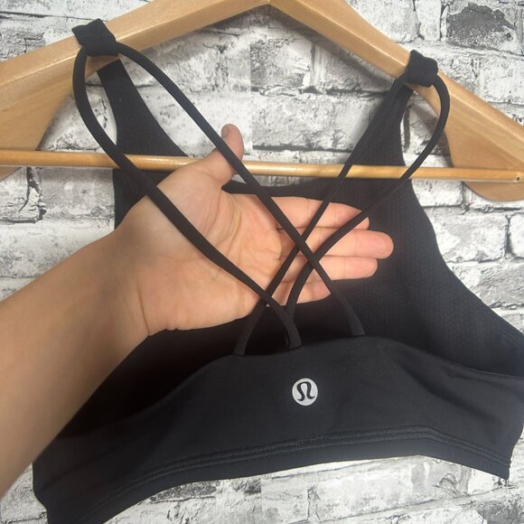 EUC Lululemon Peloton Sports Bra Black Size 8 - Picture 7 of 11